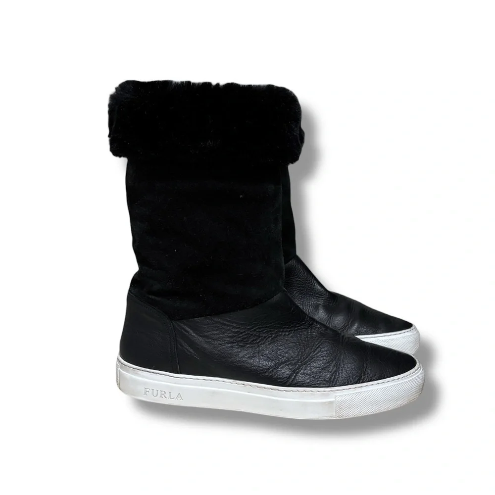 FURLA Black Italian Suede Leather Winter Boots with Shearling Fur Trim Size 39